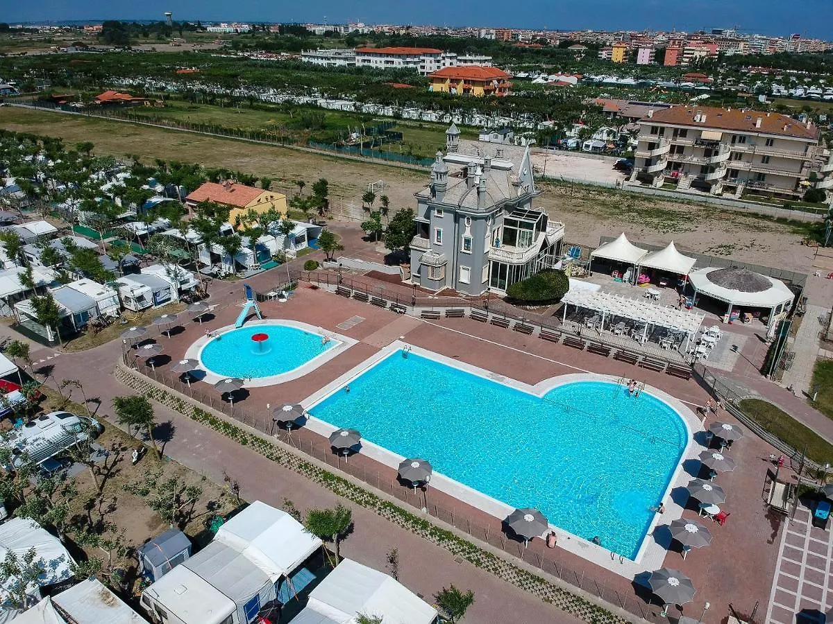 Camping Internazionale - Sottomarina Di Chioggia 0*,